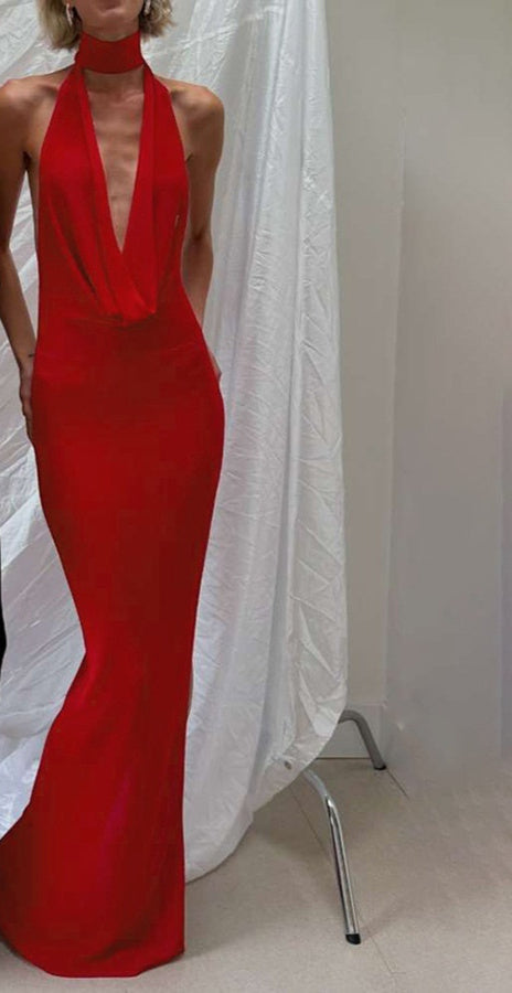 Verführerisches Neckholder-Kleid mit V-Ausschnitt & Seitenschlitz - Lirome